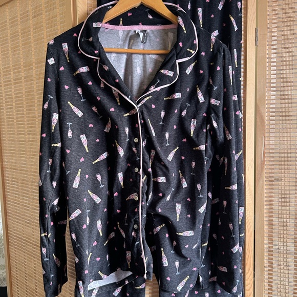 Soft Pyjama Set with Champagne Print - Picture 1 of 3